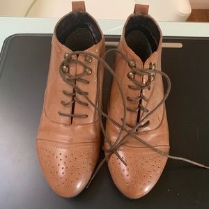 Tan Shoes